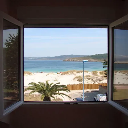 Holiday home Atalaya A Pie De Playa En Laxe